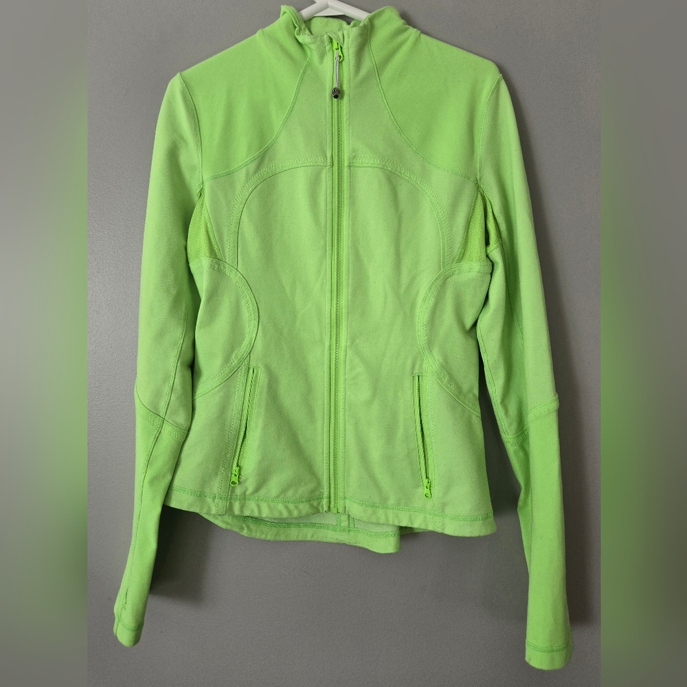 Lululemon Womens Forme Jacket Zippy Green Rare Color Size 8‎
